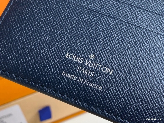 WIS MULTIPLE LOUIS VUITTON WALLET 0317